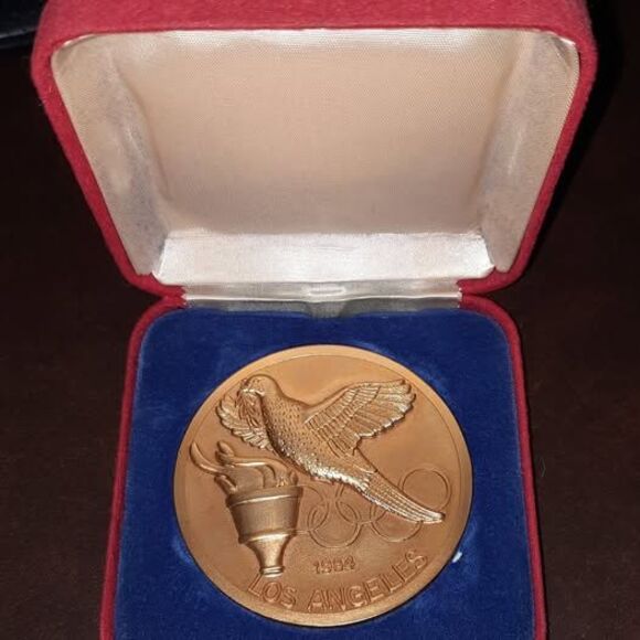Unbranded Other - Rare 1984 Los Angeles Olympic Games Network Ten Australia Medal
